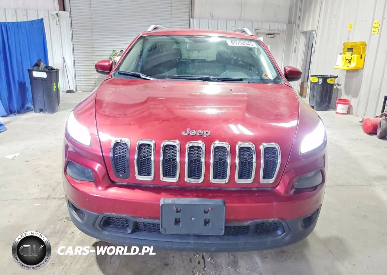 2015 Jeep Cherokee Latitude VIN:1C4PJMCS2FW672518 - 5