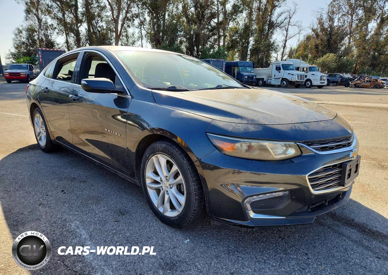 2017 Chevrolet Malibu Lt VIN:1G1ZE5ST1HF132781 - 4