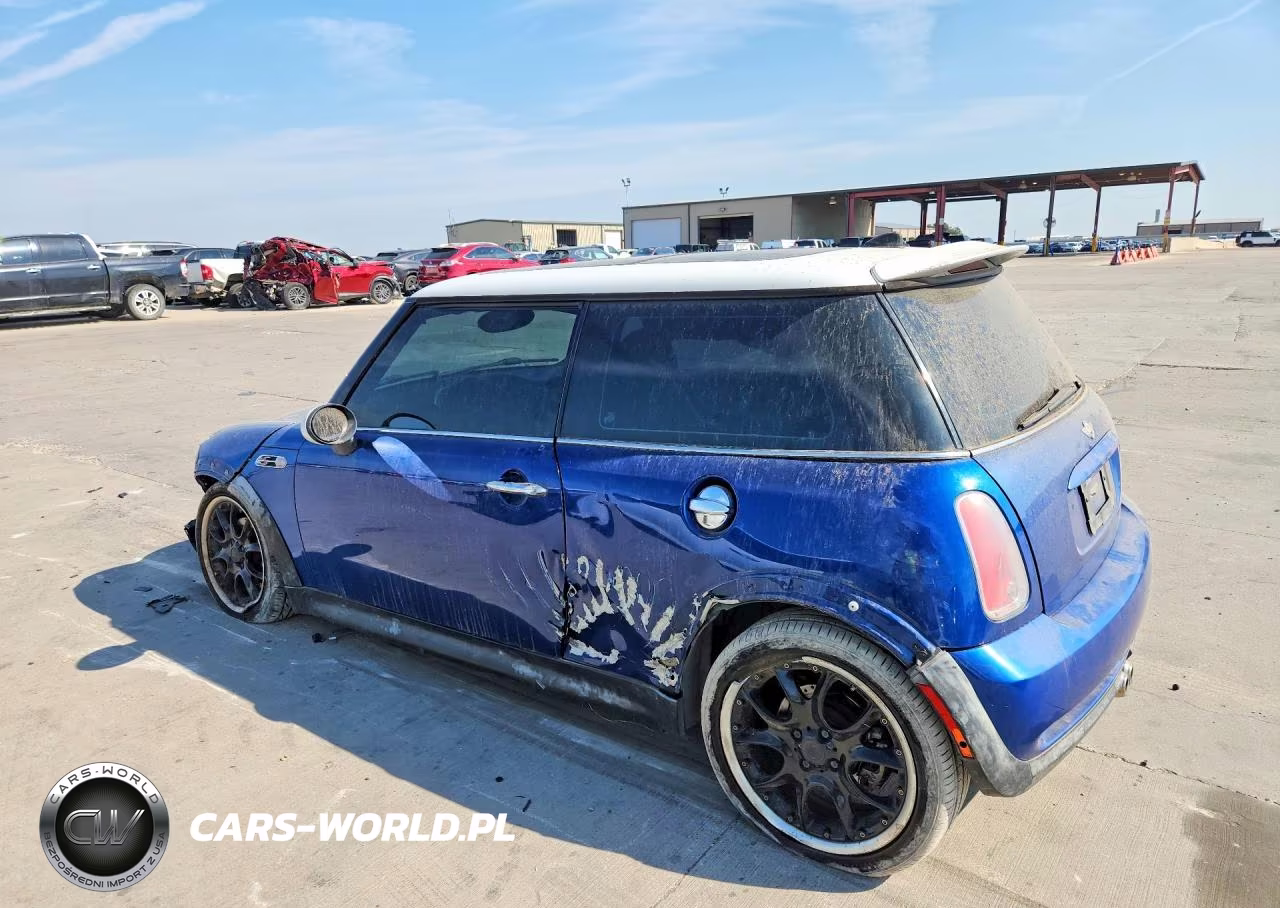2005 Mini Cooper S VIN:WMWRE33595TG98874 - 2
