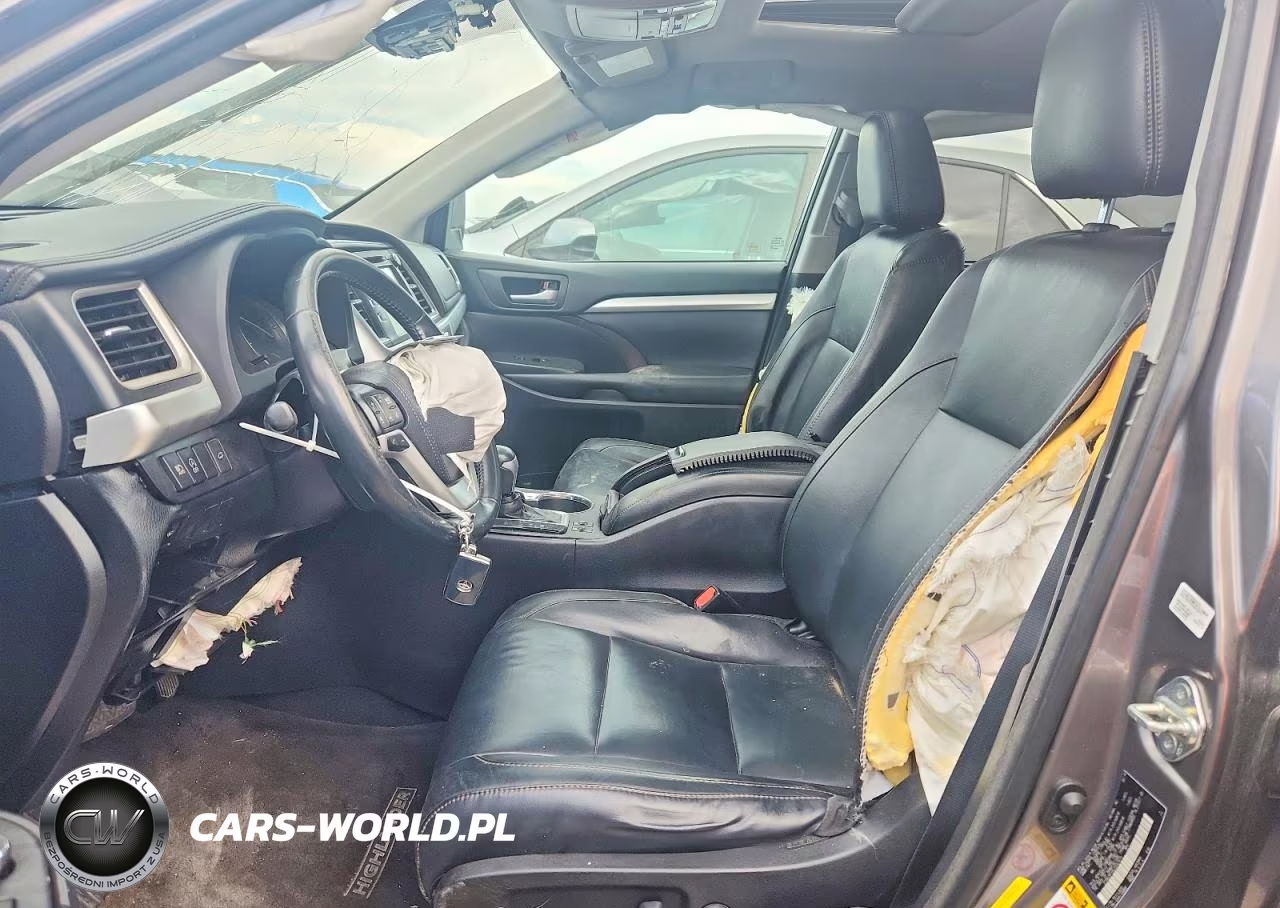 2018 Toyota Highlander Xle VIN:5TDKZRFHXJS547615 - 7