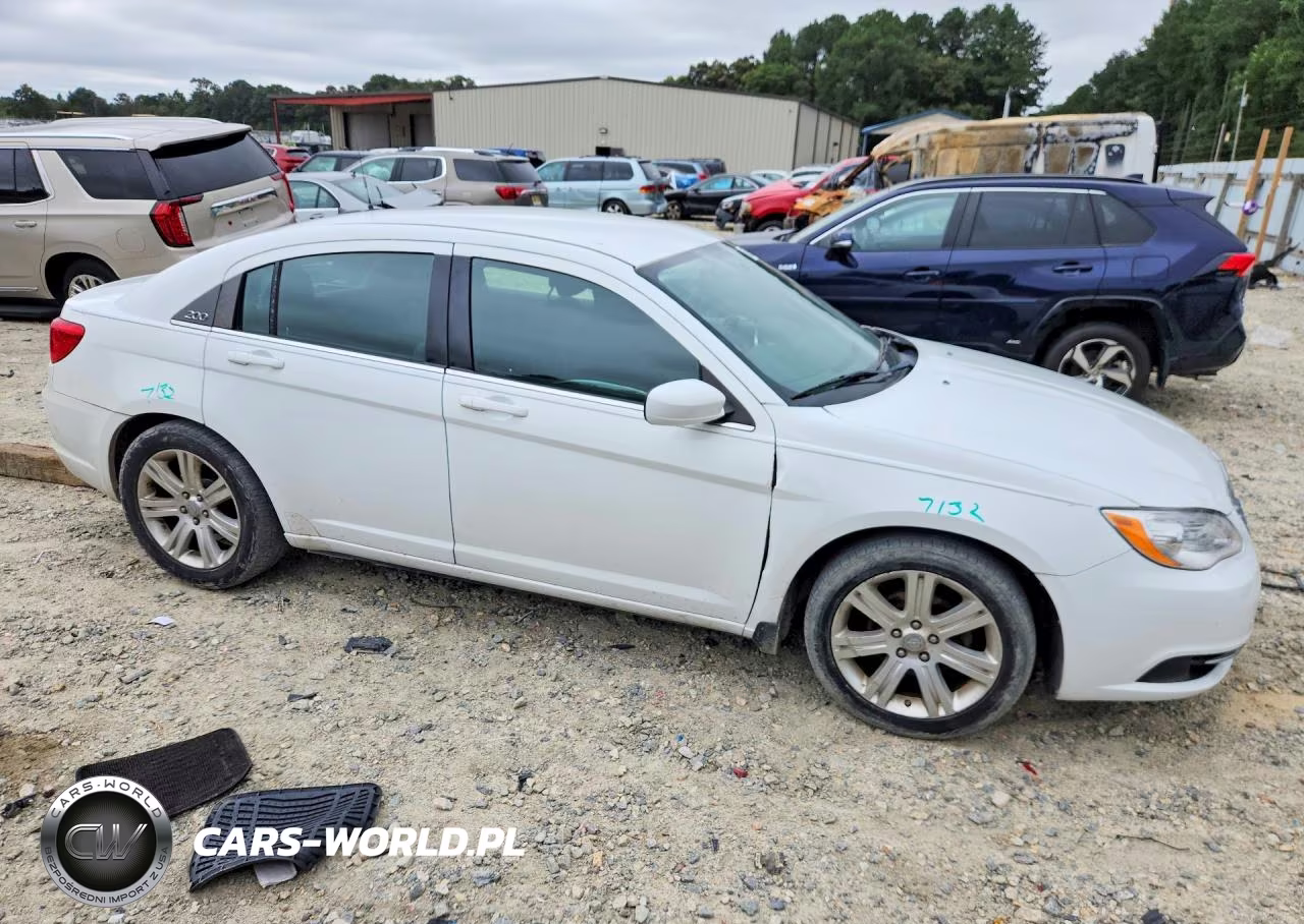 2012 Chrysler 200 Lx VIN:1C3CCBAB1CN295296 - 4