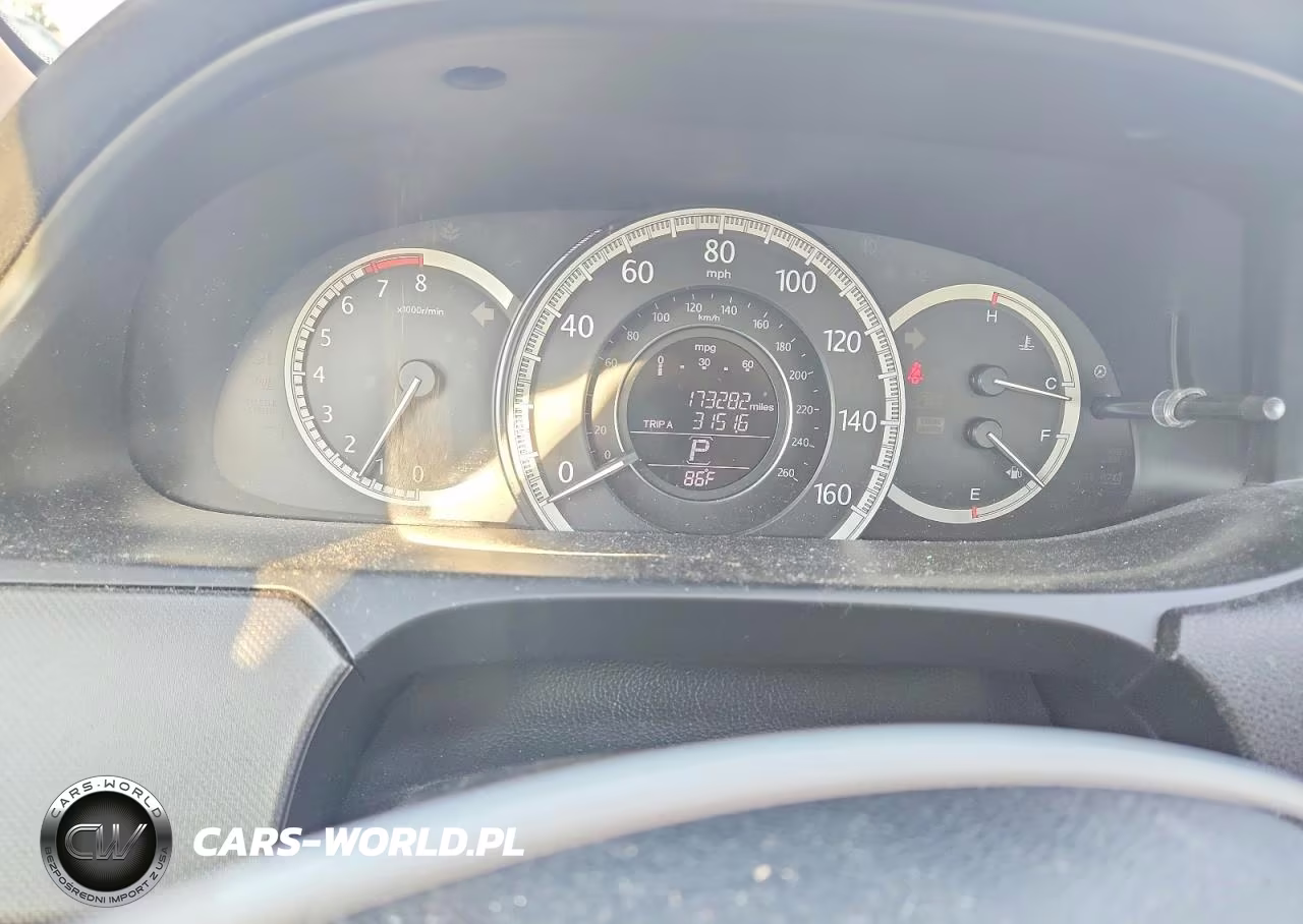 2014 Honda Accord Lx VIN:1HGCR2F39EA270590 - 9