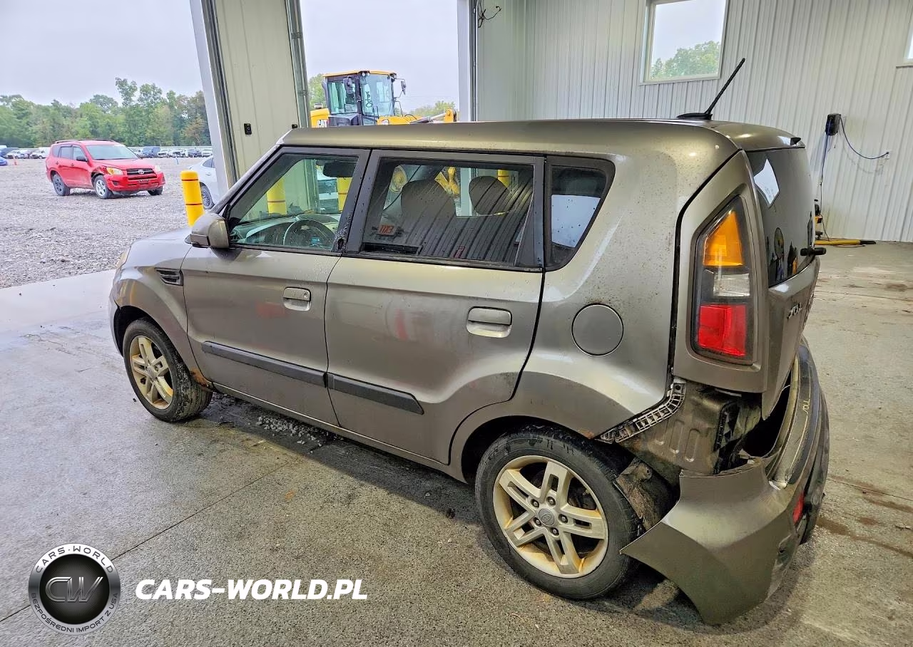 2010 Kia Soul + VIN:KNDJT2A25A7191382 - 2