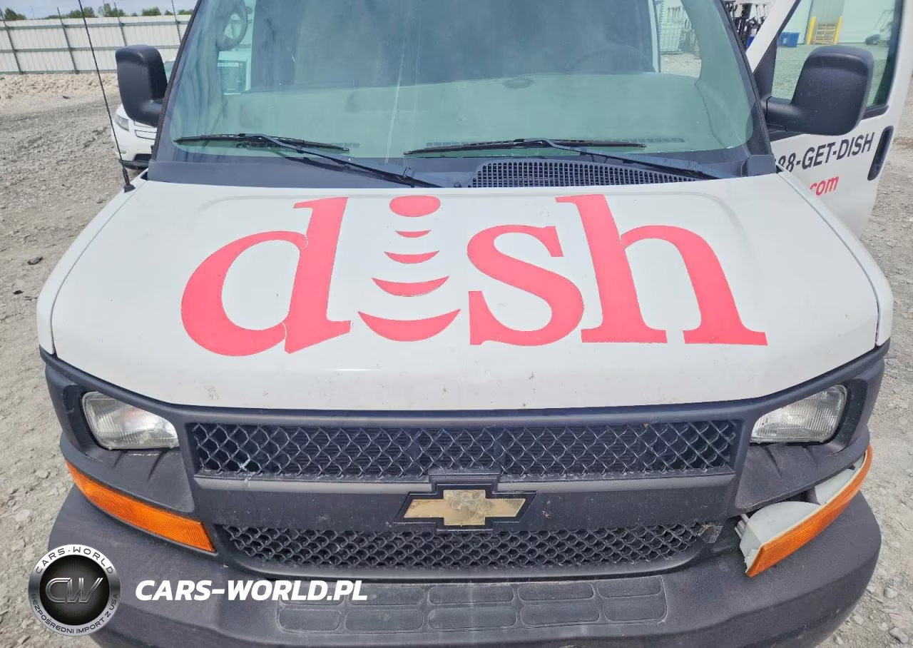 2015 Chevrolet Express G2500 VIN:1GCWGFCF5F1264343 - 12