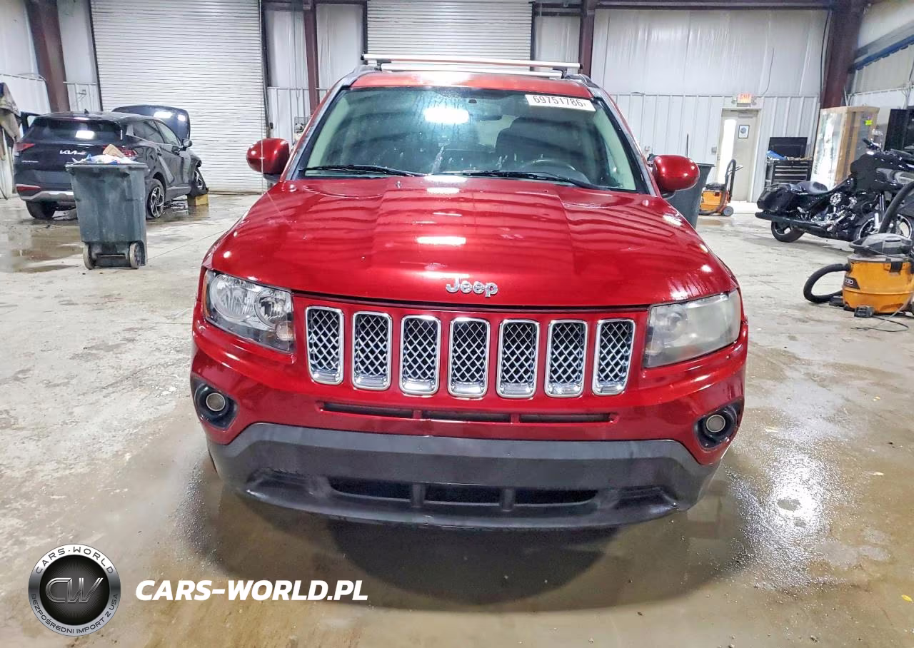 2014 Jeep Compass Latitude VIN:1C4NJDEB8ED817429 - 5
