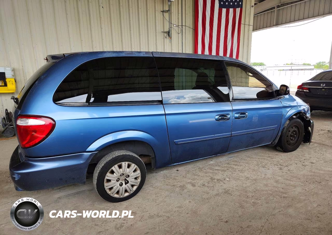 2007 Chrysler Town & Country Lx VIN:2A4GP44R27R330808 - 3