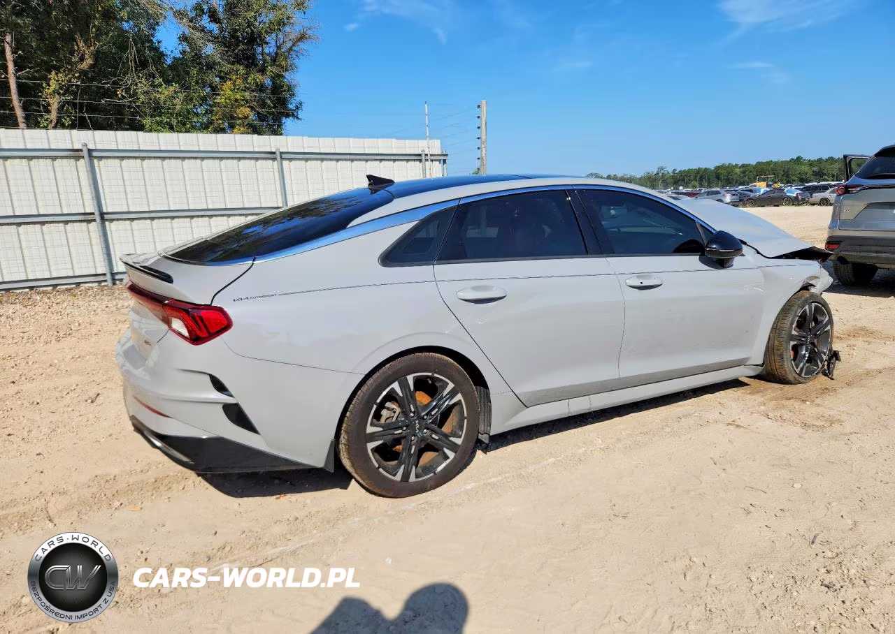2023 Kia K5 Gt Line VIN:5XXG64J2XPG220341 - 3