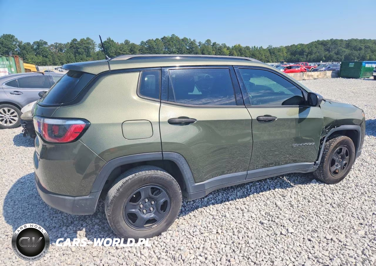 2018 Jeep Compass Sport VIN:3C4NJCABXJT226829 - 3
