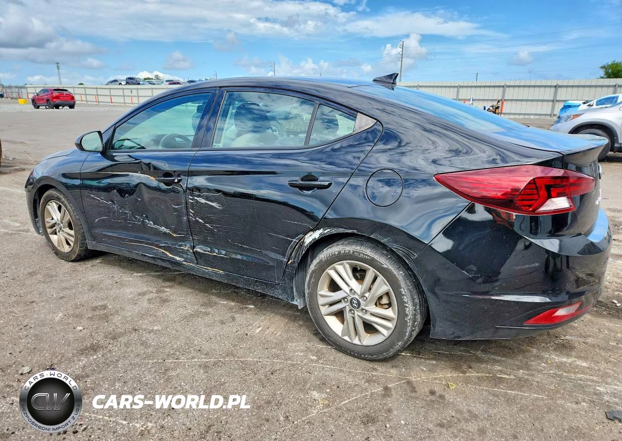 2019 Hyundai Elantra Sel VIN:5NPD84LF4KH482379 - 2