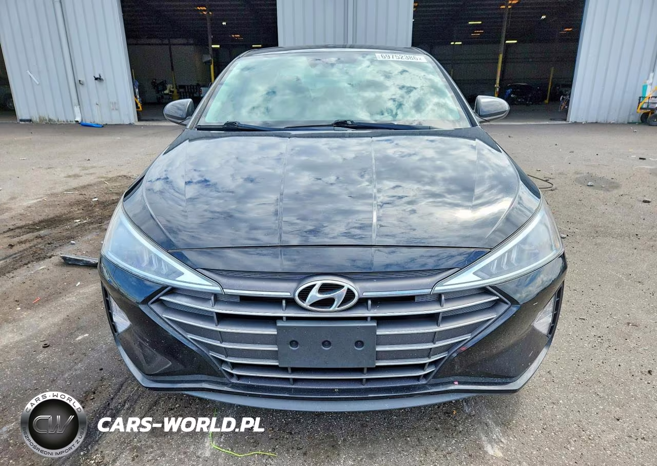 2019 Hyundai Elantra Sel VIN:5NPD84LF4KH482379 - 5