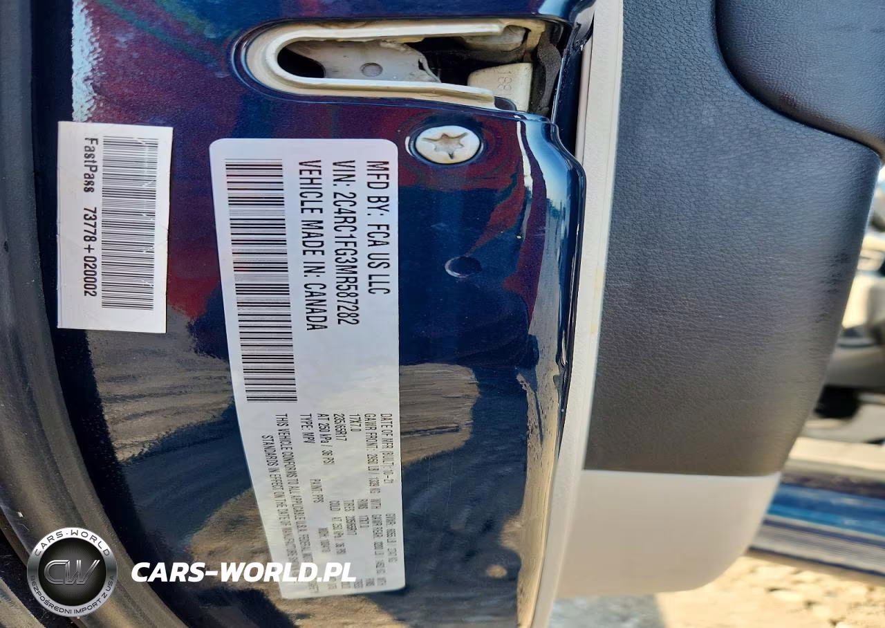 2021 Chrysler Pacifica Touring VIN:2C4RC1FG3MR587282 - 13