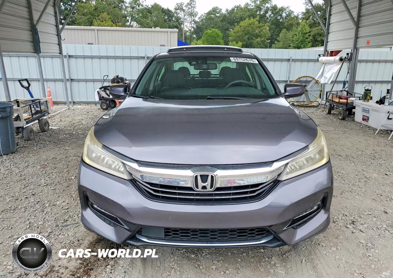 2017 Honda Accord Touring Hybrid VIN:JHMCR6F72HC022164 - 5