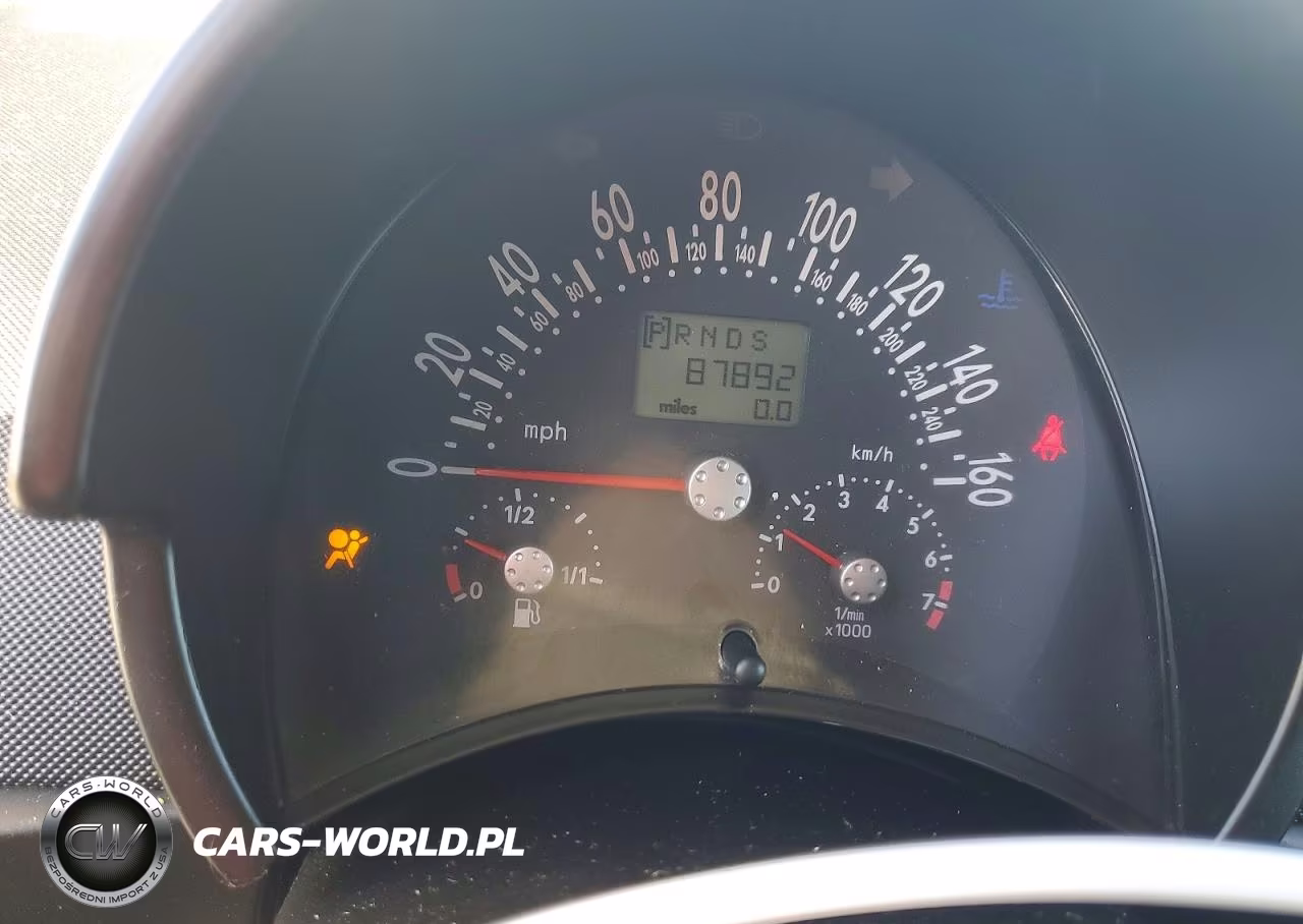 2004 Volkswagen Beetle VIN:3VWCD31Y14M331404 - 9