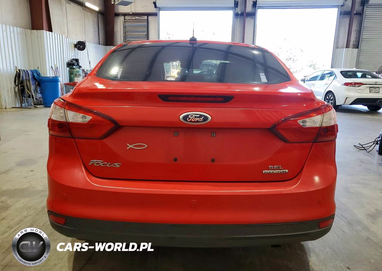2012 Ford Focus Sel VIN:1FAHP3H28CL367114 - 6