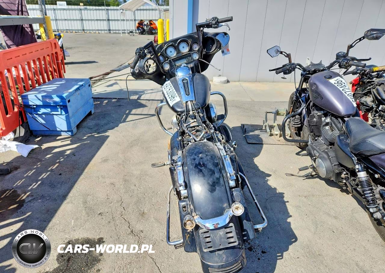 2013 Harley-Davidson Flhx Street Glide VIN:1HD1KBM31DB626454 - 4