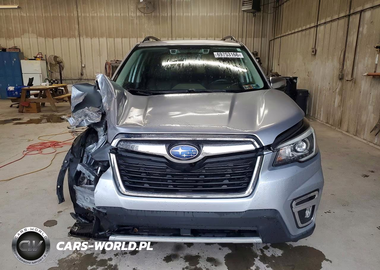 2020 Subaru Forester Touring VIN:JF2SKAXC5LH439856 - 5
