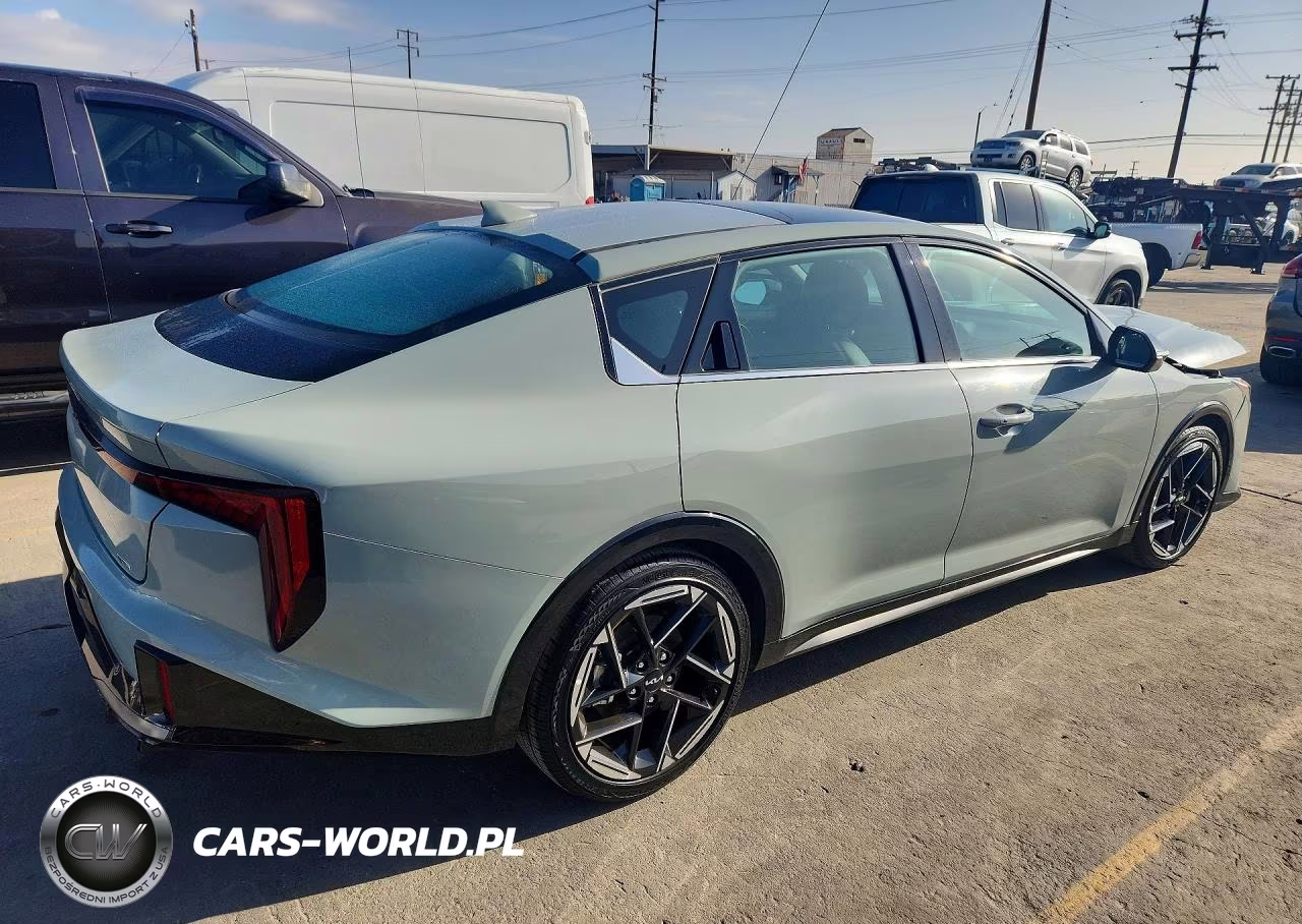 2025 Kia K4 Gt-Line VIN:3KPFW4DE0SE198692 - 3