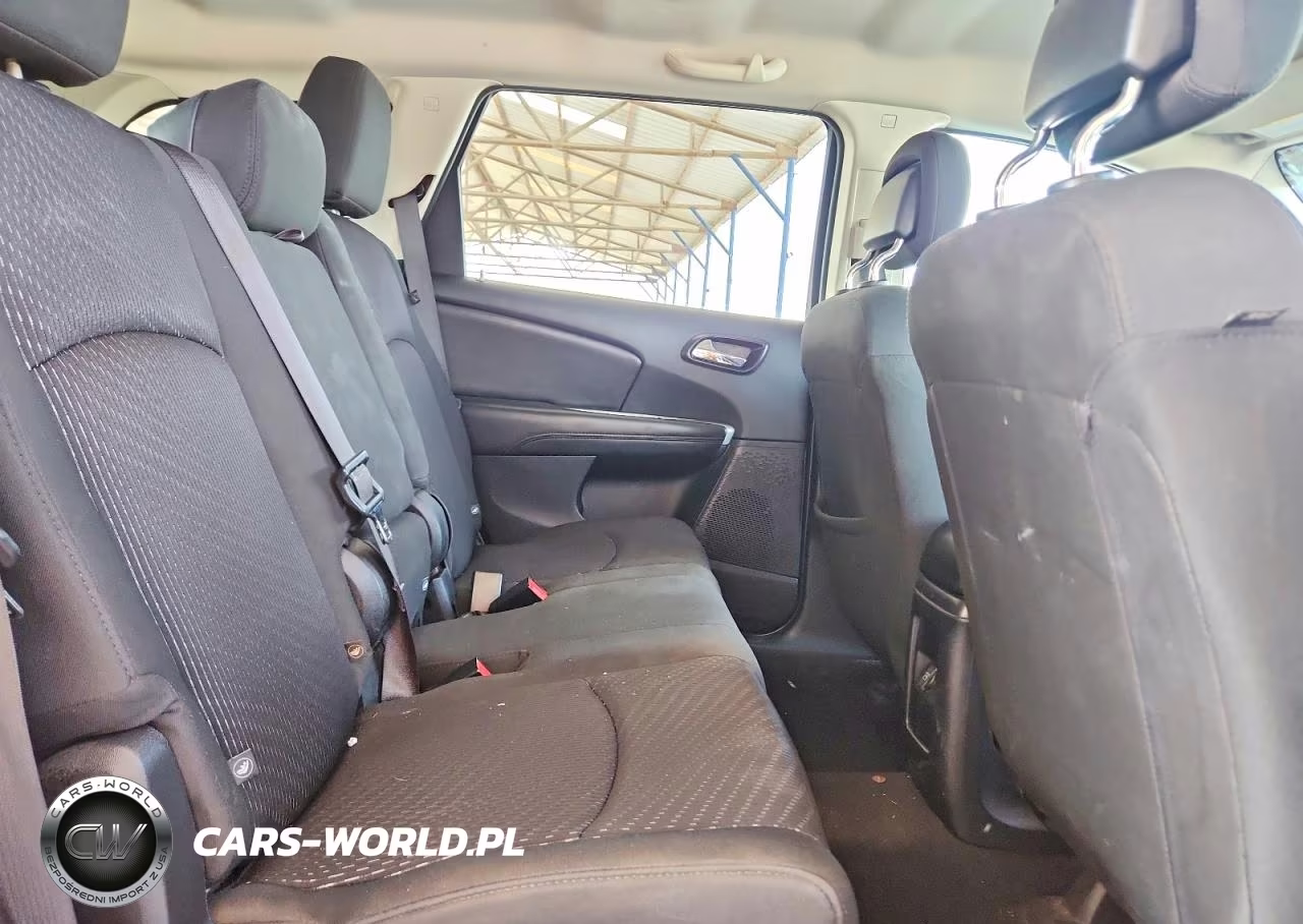 2018 Dodge Journey Sxt VIN:3C4PDCBGXJT508656 - 11