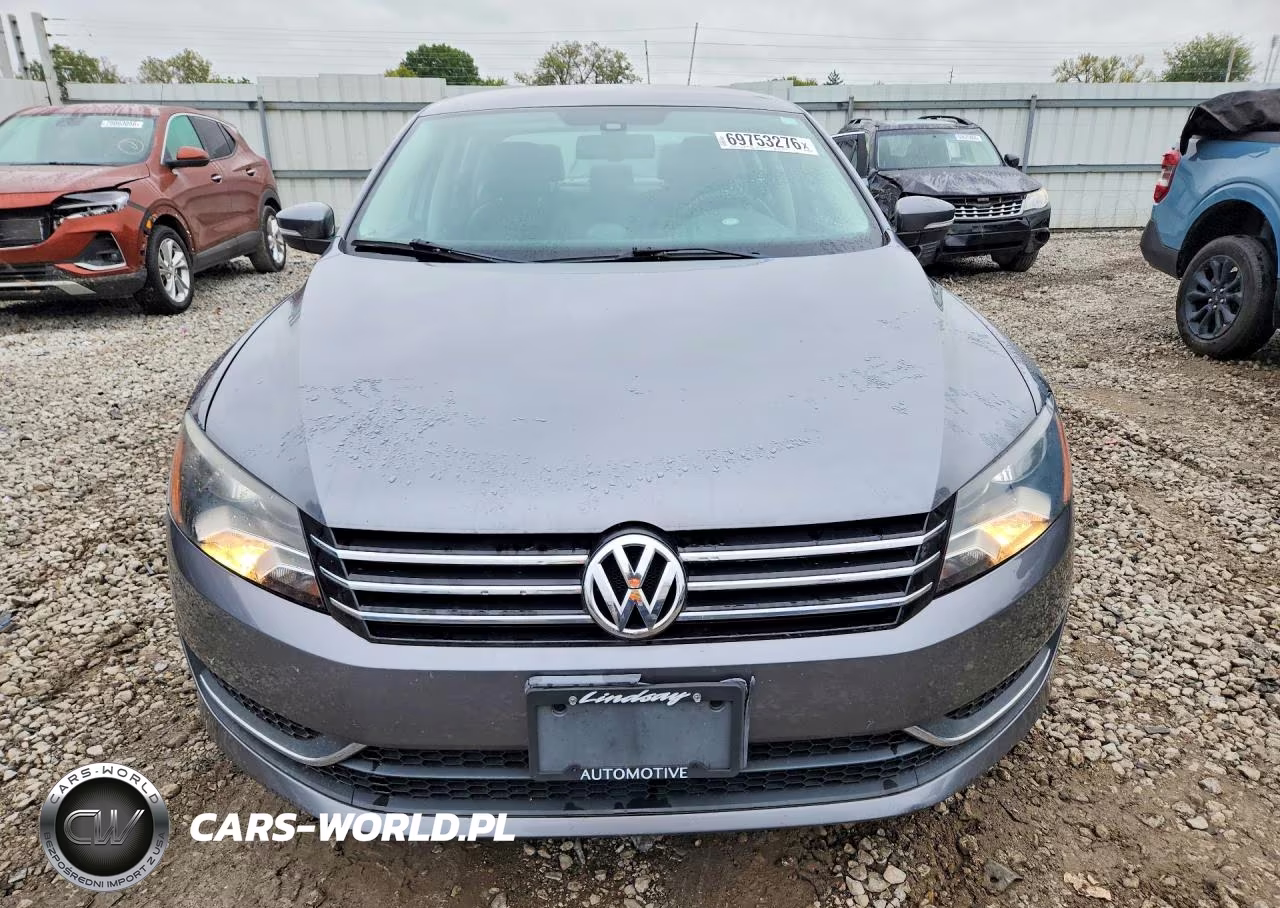 2013 Volkswagen Passat Se VIN:1VWBH7A32DC107748 - 5