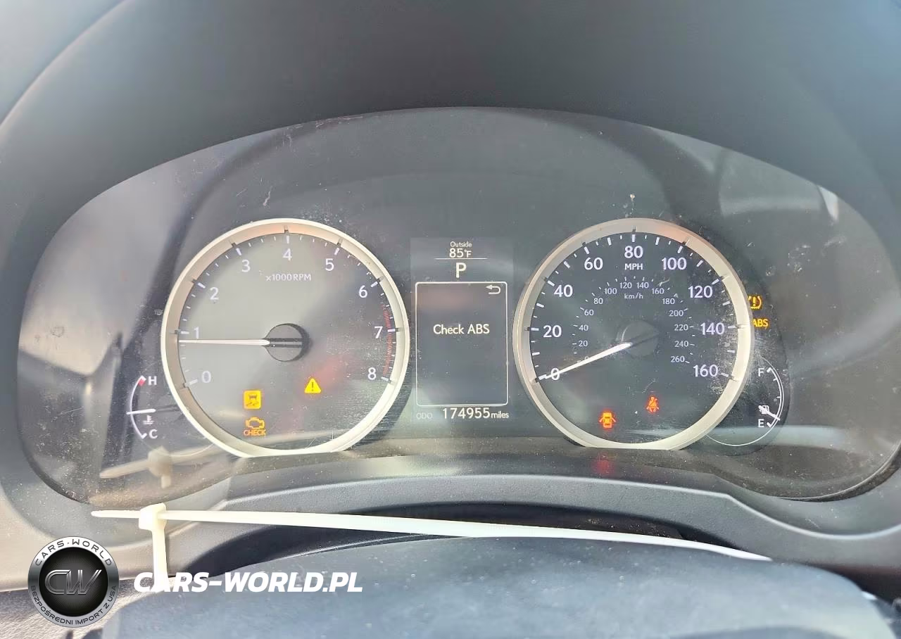 2015 Lexus Is 350 VIN:JTHCE1D23F5007504 - 9