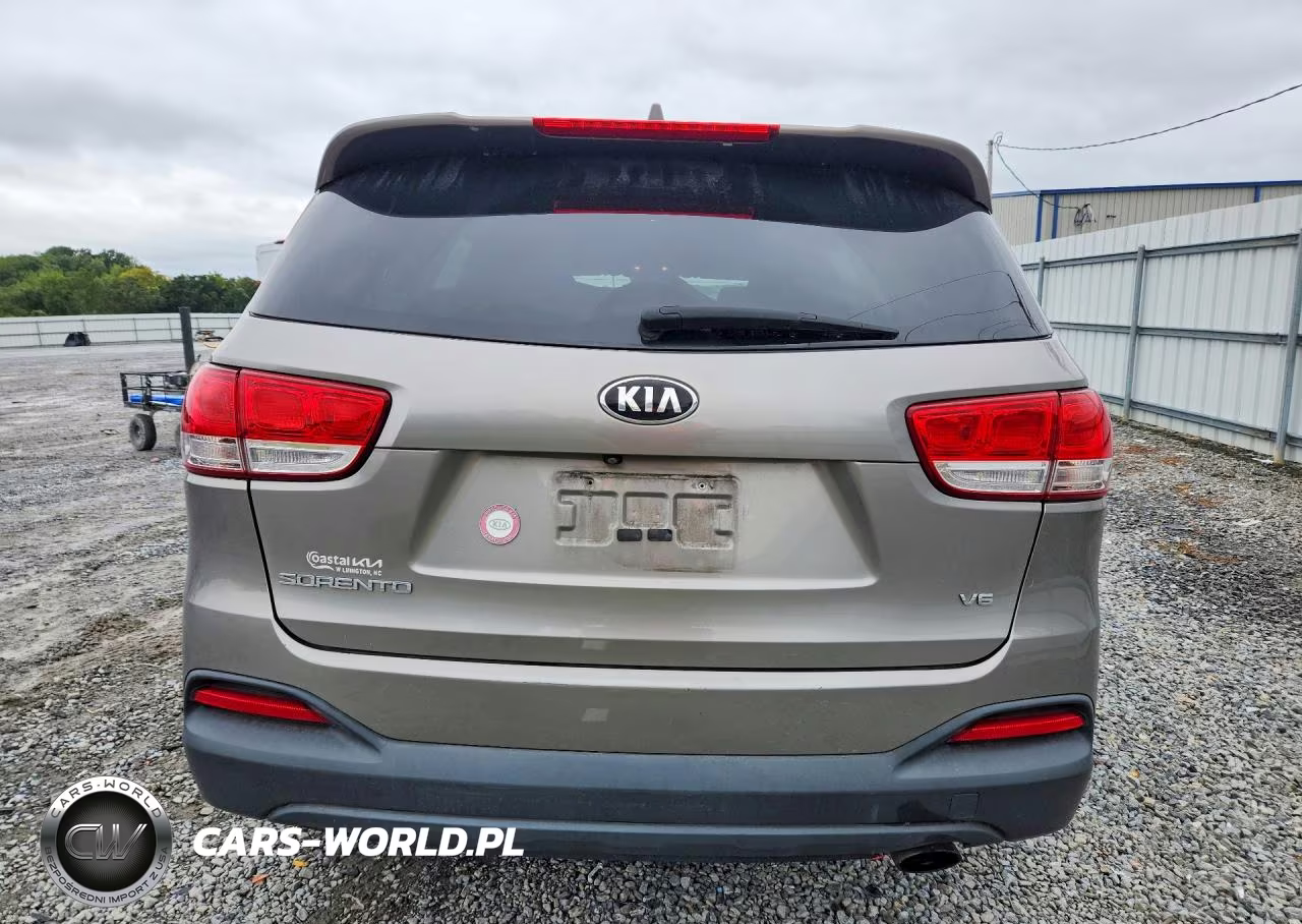 2016 Kia Sorento Lx V6 VIN:5XYPGDA50GG084272 - 6