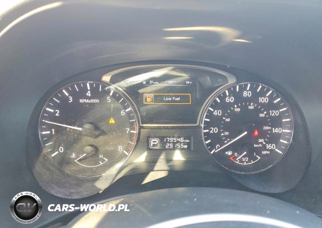 2014 Nissan Pathfinder S VIN:5N1AR2MM8EC644527 - 9