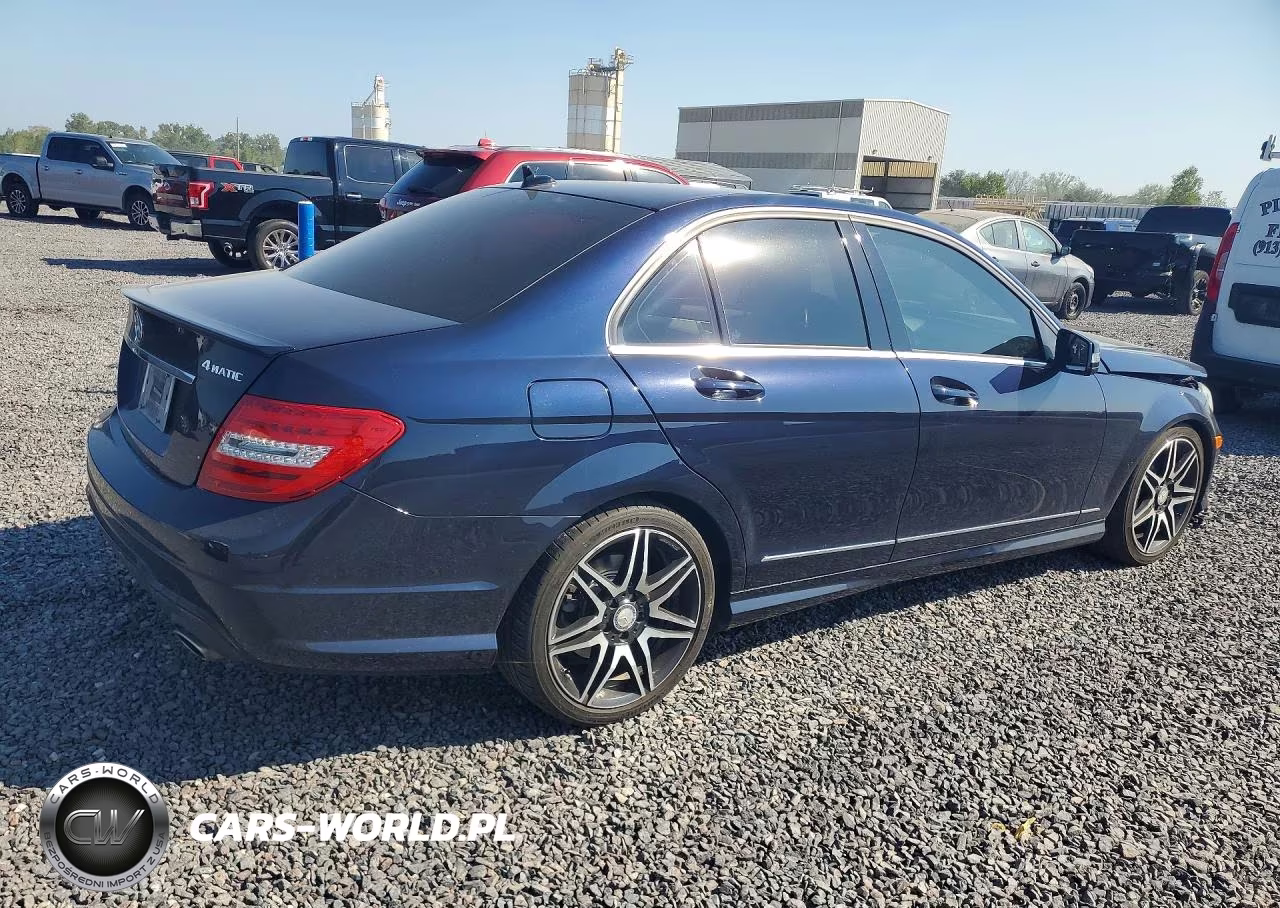 2013 Mercedes-Benz C 300 4Matic VIN:WDDGF8AB9DR244006 - 3