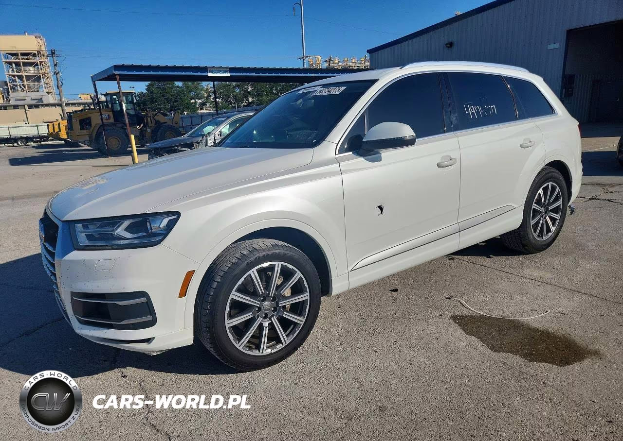 2017 Audi Q7 Premium Plus VIN:WA1LAAF70HD015374 - 1