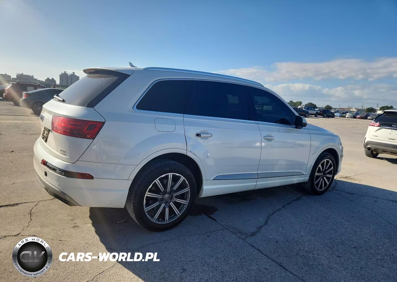 2017 Audi Q7 Premium Plus VIN:WA1LAAF70HD015374 - 3
