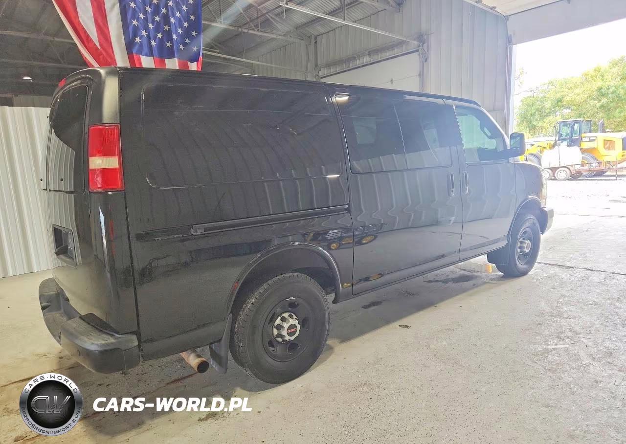 2016 GMC Savana G2500 Delivery Van VIN:1GTW7AFG5G1235188 - 3
