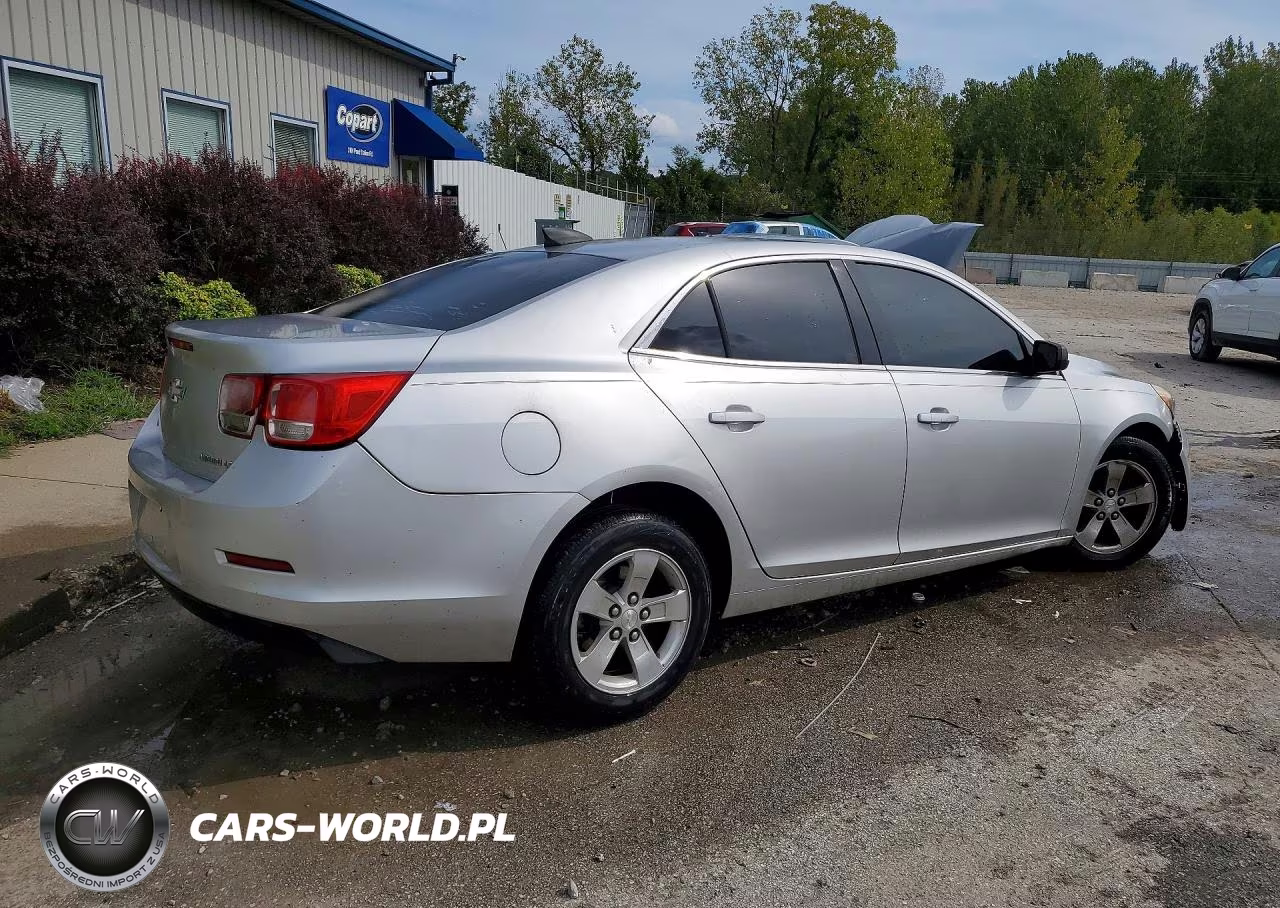 2015 Chevrolet Malibu Ls VIN:1G11B5SL7FU120066 - 3