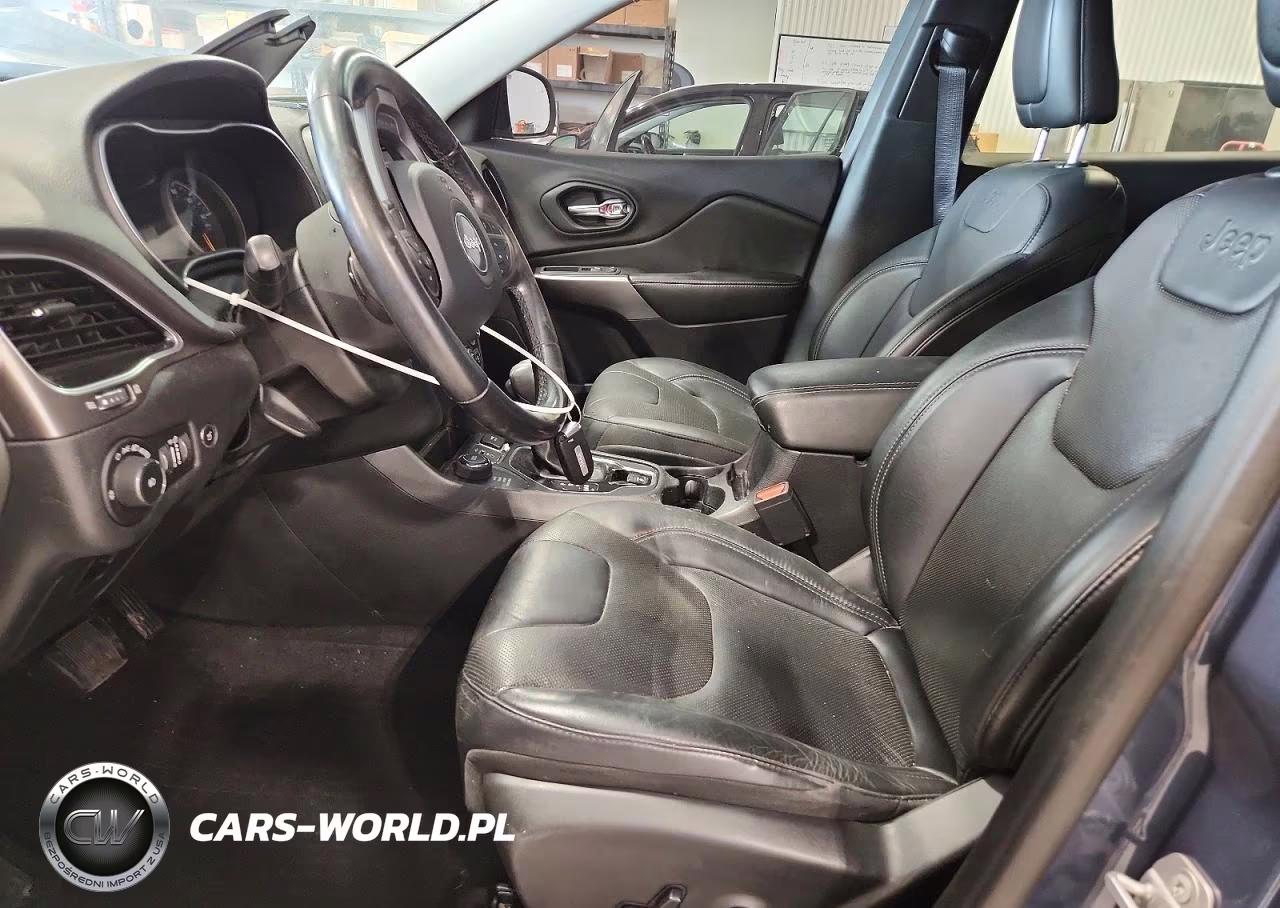 2019 Jeep Cherokee Limited VIN:1C4PJMDX3KD475695 - 7