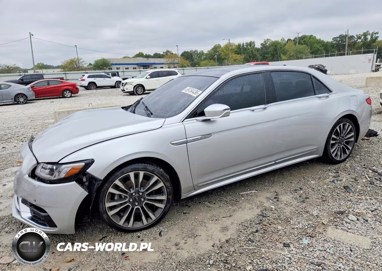 2018 Lincoln Continental Select