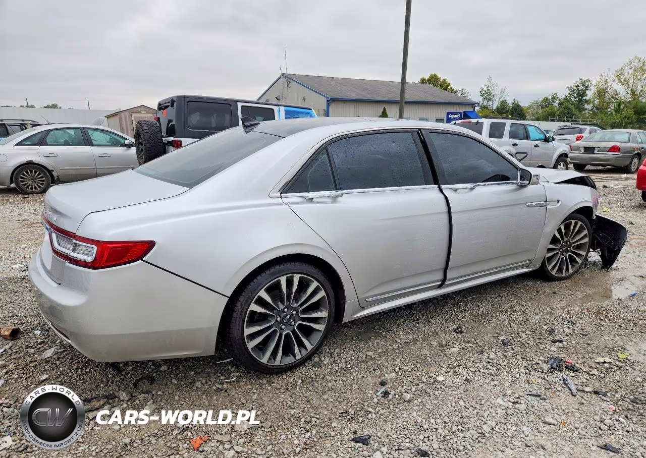2018 Lincoln Continental Select VIN:1LN6L9SK7J5603158 - 3
