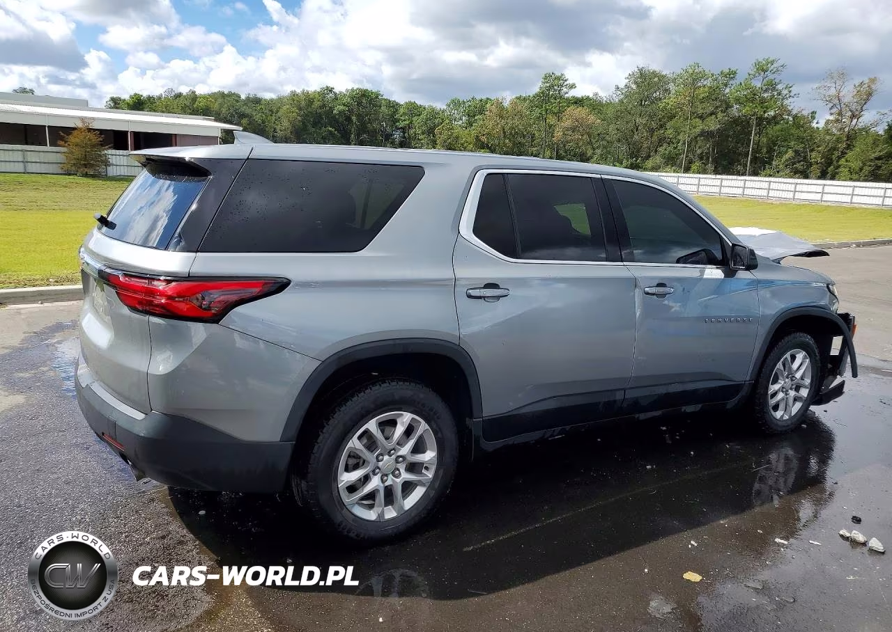 2023 Chevrolet Traverse Ls VIN:1GNERFKW3PJ145917 - 3