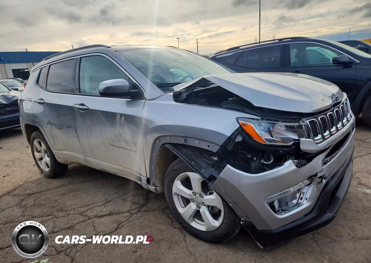 2020 Jeep Compass Latitude VIN:3C4NJDBB8LT117289 - 4