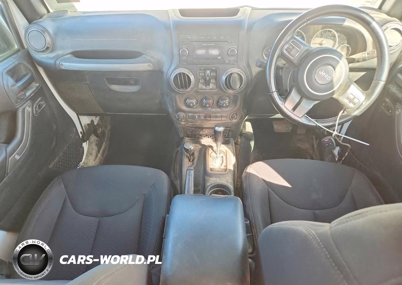2017 Jeep Wrangler Unlimited Sport VIN:1C4BJWKG3HL752532 - 8
