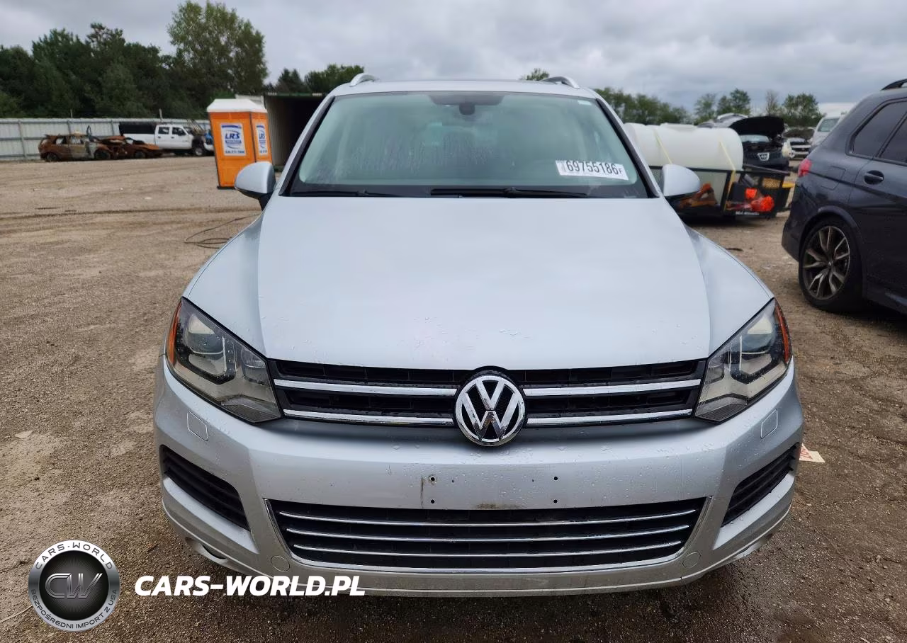2013 Volkswagen Touareg V6 VIN:WVGEF9BPXDD006174 - 5