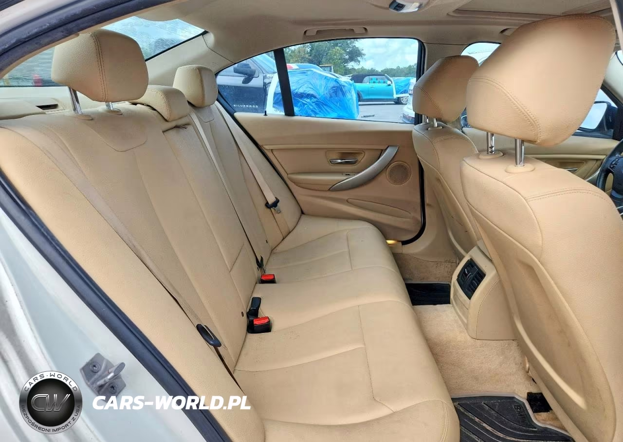 2015 BMW 320 I VIN:WBA3B1G55FNT64745 - 10