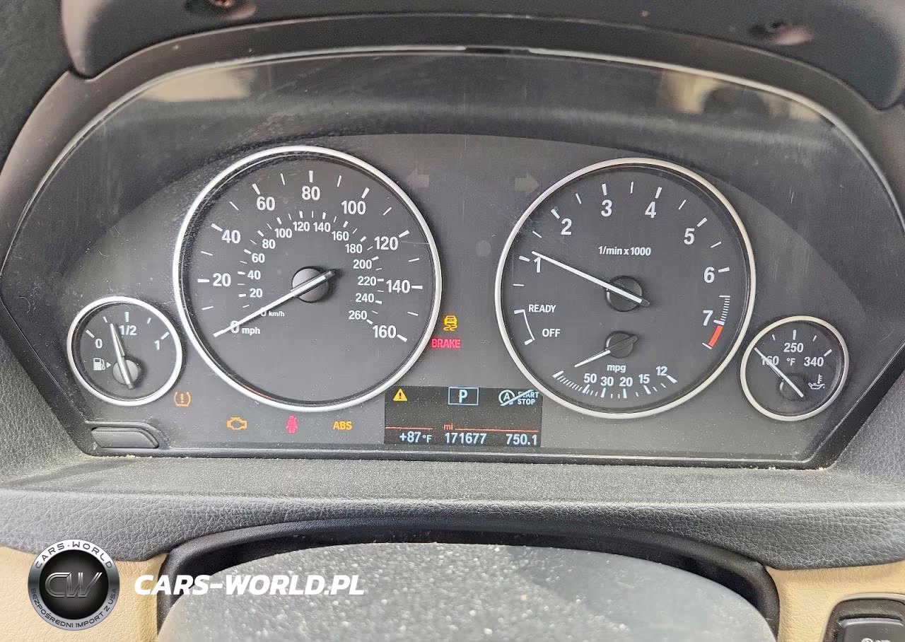 2015 BMW 320 I VIN:WBA3B1G55FNT64745 - 9