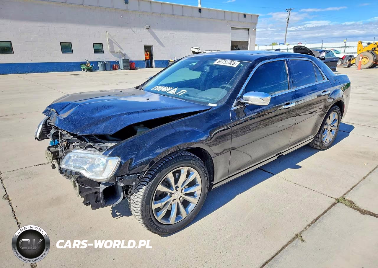 2019 Chrysler 300 Limited VIN:2C3CCAKG0KH560320 - 1