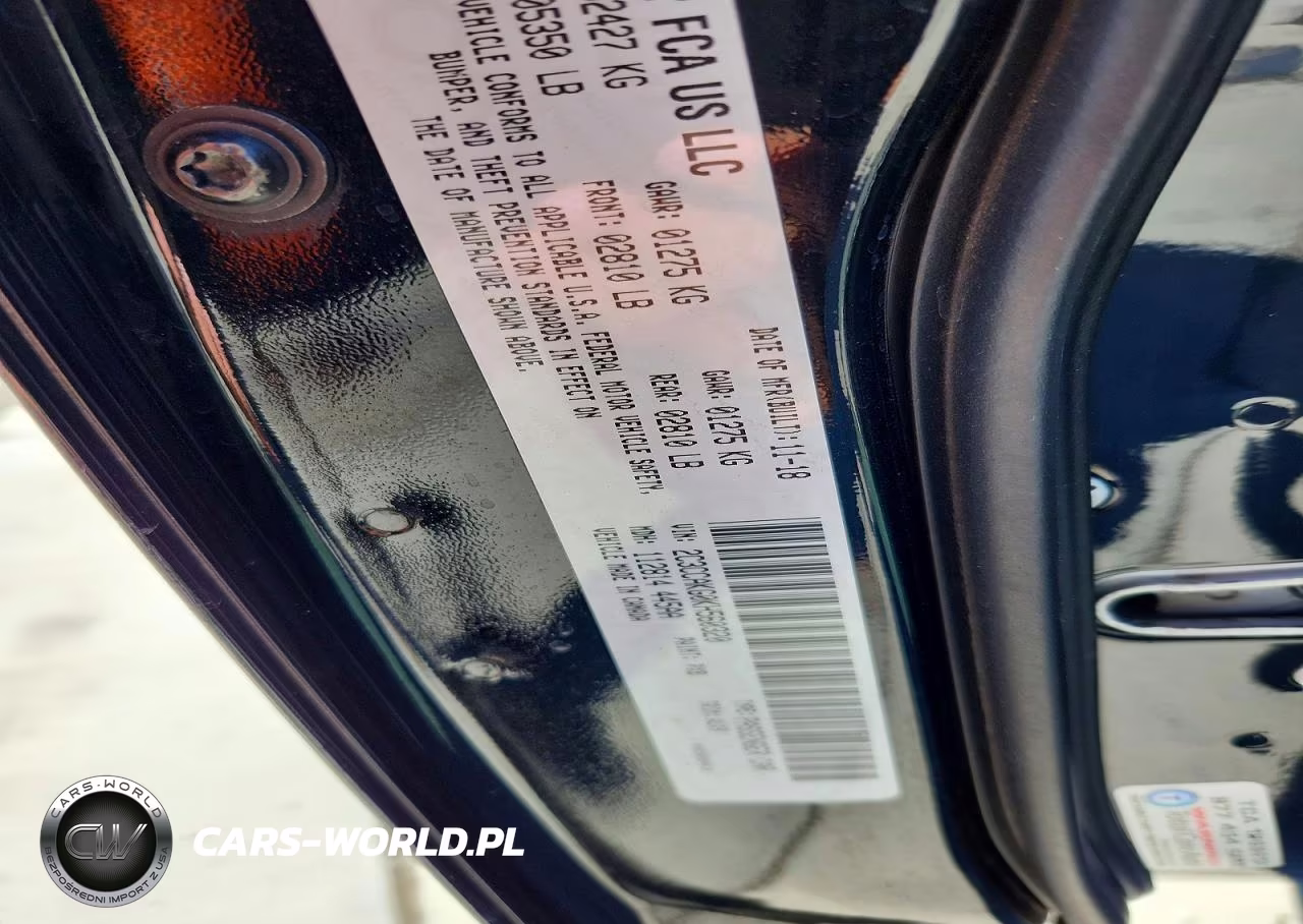 2019 Chrysler 300 Limited VIN:2C3CCAKG0KH560320 - 12