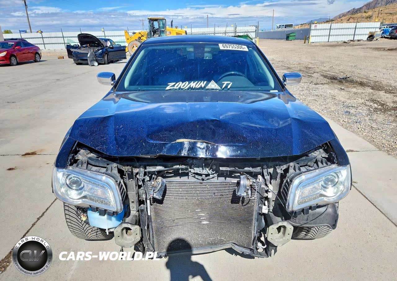 2019 Chrysler 300 Limited VIN:2C3CCAKG0KH560320 - 5