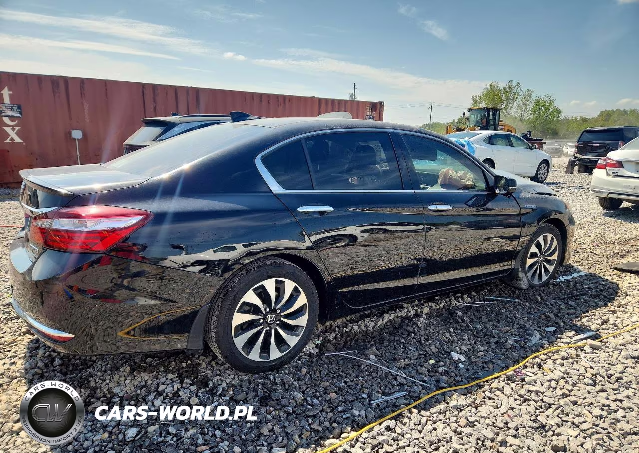 2017 Honda Accord Hybrid VIN:JHMCR6F37HC000058 - 3
