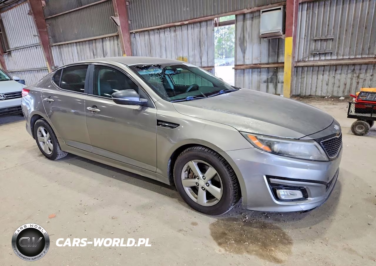 2015 Kia Optima Lx VIN:5XXGM4A78FG385532 - 4