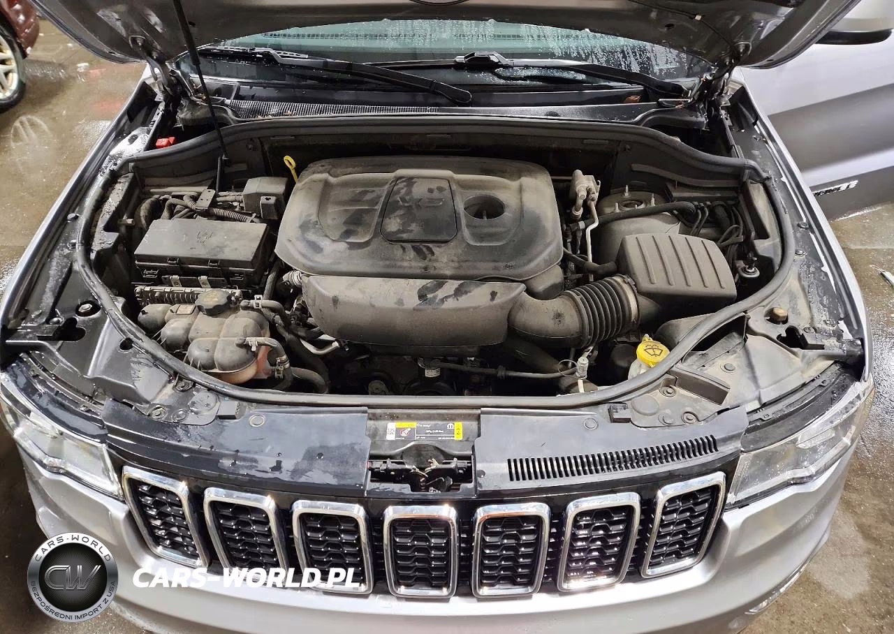 2021 Jeep Grand Cherokee Laredo VIN:1C4RJFAG4MC646911 - 11