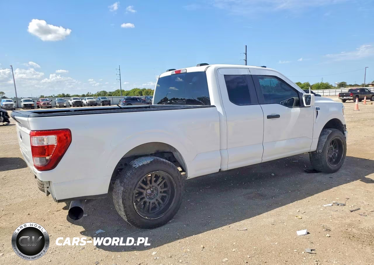 2021 Ford F150 Super Cab VIN:1FTEX1CP0MFA92679 - 3