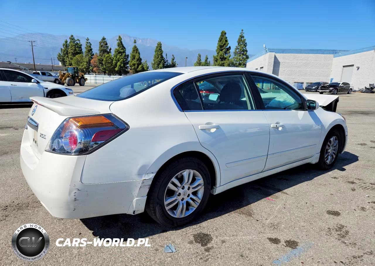 2012 Nissan Altima 2.5 VIN:1N4AL2AP7CN553129 - 3