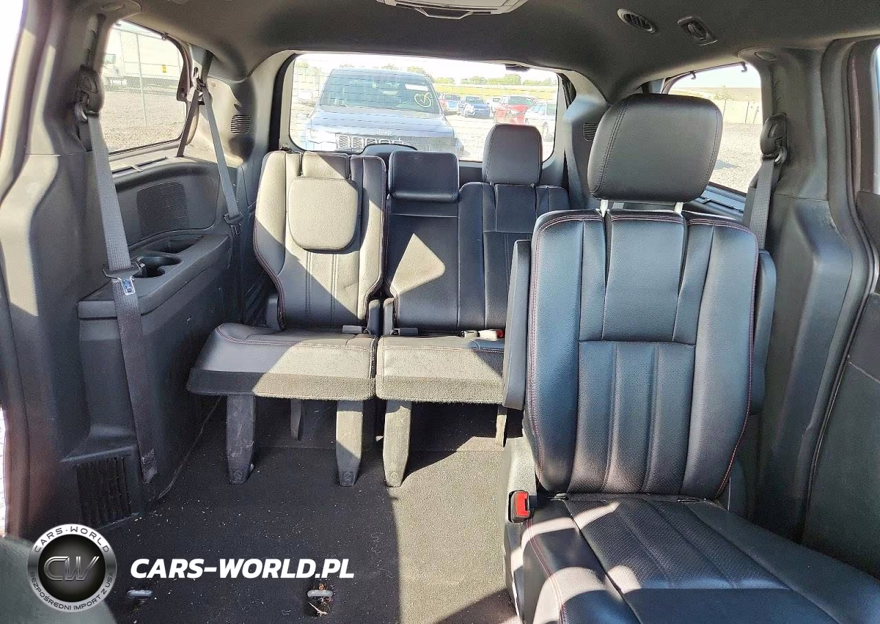 2015 Dodge Grand Caravan R-T VIN:2C4RDGEG1FR703244 - 10