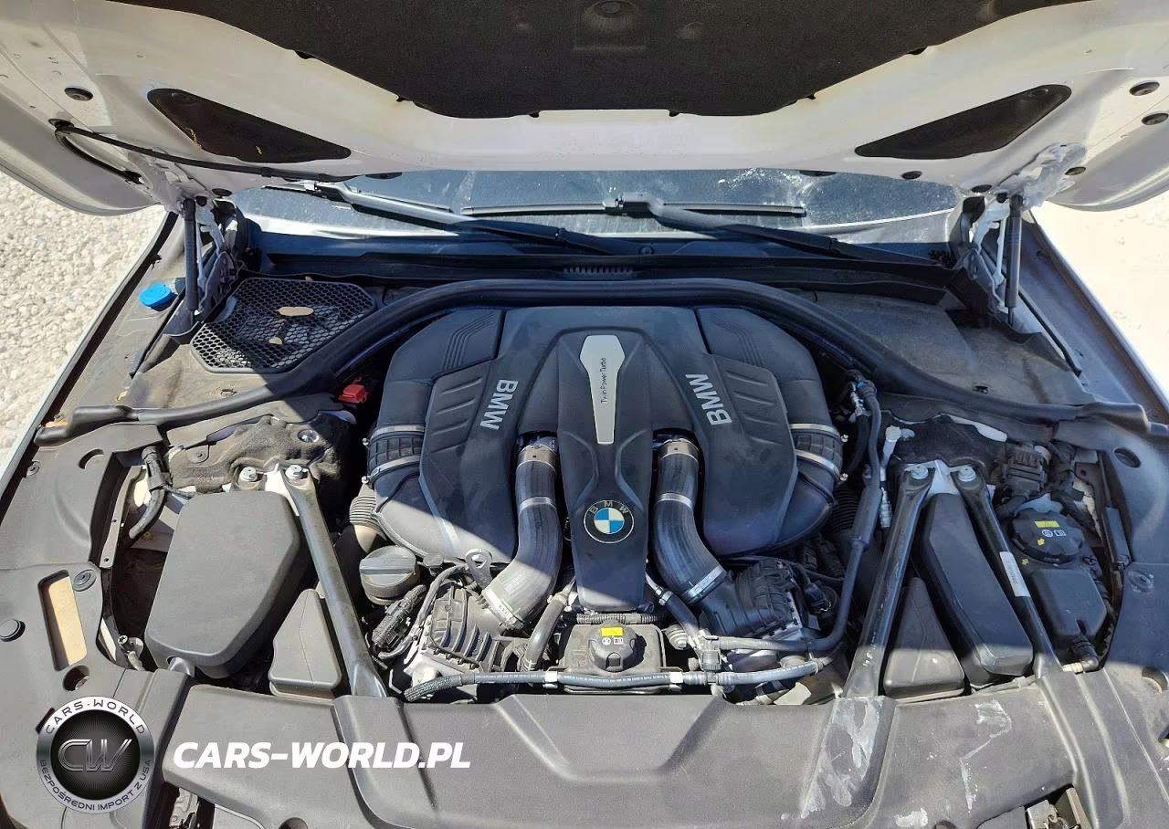2018 BMW 750 I VIN:WBA7F0C58JGM23452 - 11